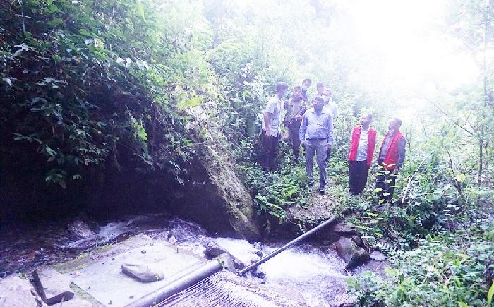 DC Noklak, Reny Wilfred, IAS with other officials during the visit to PHE water supply sources of Noklak town on September 2. (DIPR Photo)